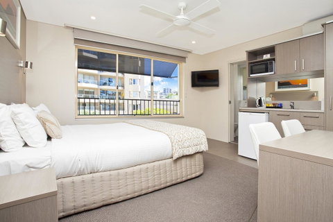 Manly Paradise Motel & Apartments - Accommodation Cairns 14