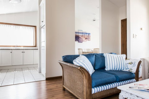Ambience - Accommodation Cairns 8