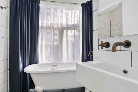 Hotel Harry, Ascend Hotel Collection - Accommodation Cairns 32