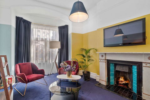 Hotel Harry, Ascend Hotel Collection - Accommodation Cairns 2
