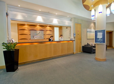 Oaks The Entrance Waterfront Suites - Accommodation Cairns 14