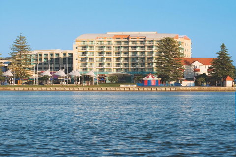 Oaks The Entrance Waterfront Suites - Accommodation Cairns 9