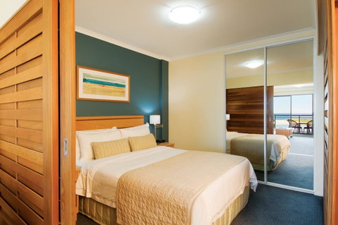 Oaks The Entrance Waterfront Suites - Accommodation Cairns 3