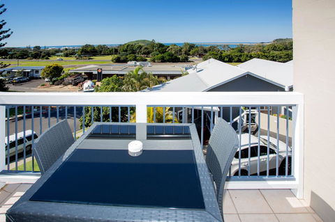 The Observatory Self Contained Apartments - Accommodation Cairns 22