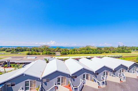 The Observatory Self Contained Apartments - Accommodation Cairns 9