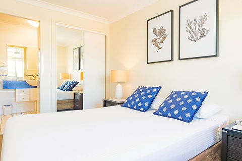 The Observatory Self Contained Apartments - Accommodation Cairns 12