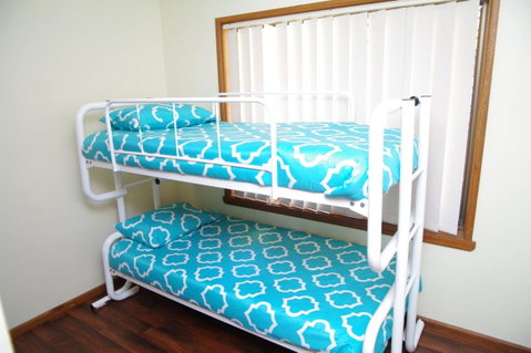Breakaway, 11 Scott Street - Accommodation Cairns 10