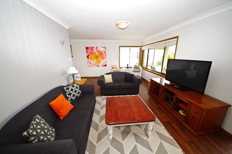 Breakaway, 11 Scott Street - Accommodation Cairns 8