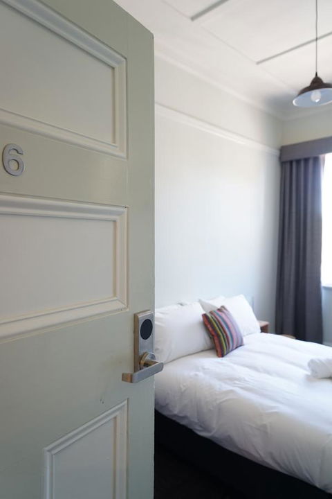 Rosehill Hotel - Accommodation Cairns 1