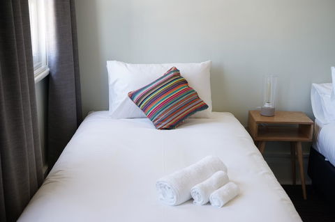 Rosehill Hotel - Accommodation Cairns 11