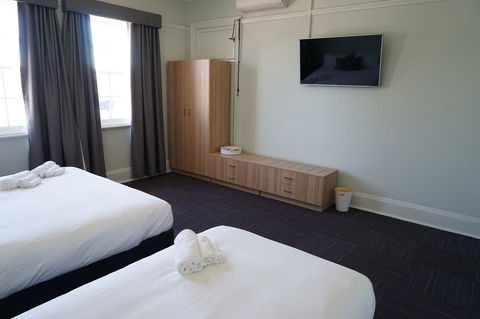 Rosehill Hotel - Accommodation Cairns 6