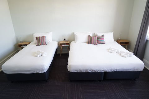 Rosehill Hotel - Accommodation Cairns 2