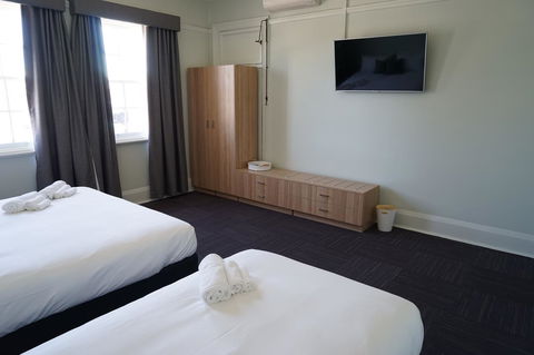 Rosehill Hotel - Accommodation Cairns 38