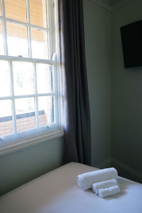 Rosehill Hotel - Accommodation Cairns 24