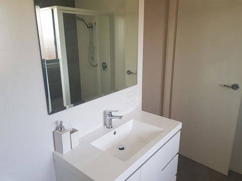 Golden Hill Cottage - Accommodation Cairns 3