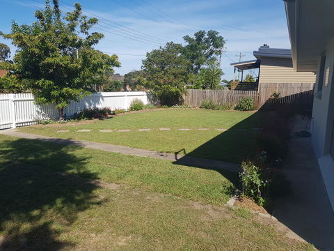 Golden Hill Cottage - Accommodation Cairns 12