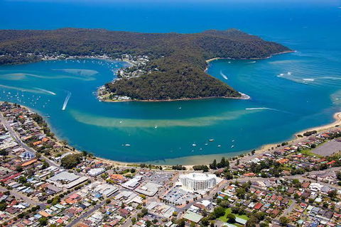 BookerBay Retreat! - Accommodation Cairns 1
