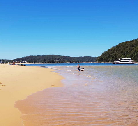 BookerBay Retreat! - Accommodation Cairns 2