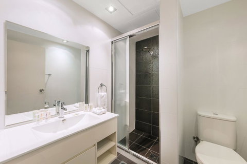 Macleay Hotel - Accommodation Cairns 13