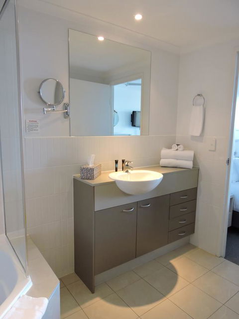 BASE Holidays - Ettalong Beach Premium Apartments - Accommodation Cairns 20