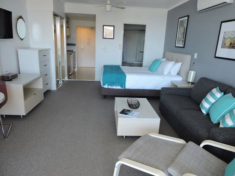 BASE Holidays - Ettalong Beach Premium Apartments - Accommodation Cairns 18