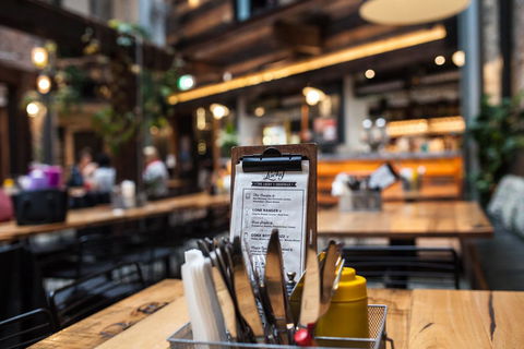 The Lucky Hotel - Accommodation Cairns 44