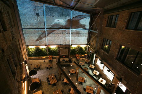 The Lucky Hotel - Accommodation Cairns 13