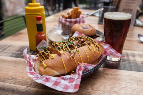 The Lucky Hotel - Accommodation Cairns 42