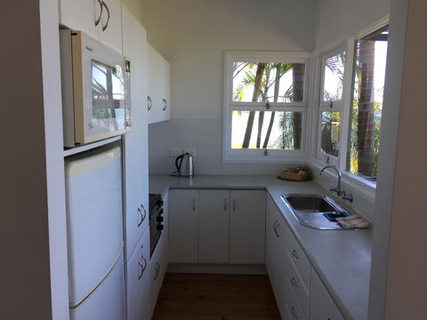 Swan Bay Hideaway - Accommodation Cairns 4