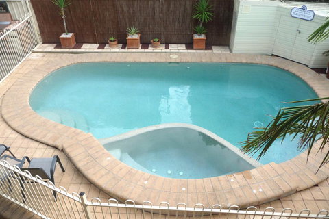 Mollymook Surfbeach Motel & Apartments - Accommodation Cairns 9