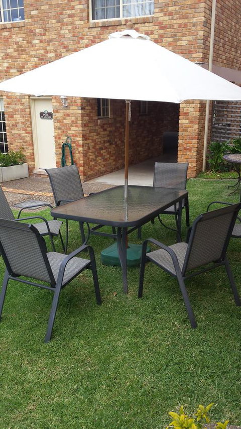 Mollymook Surfbeach Motel & Apartments - Accommodation Cairns 11