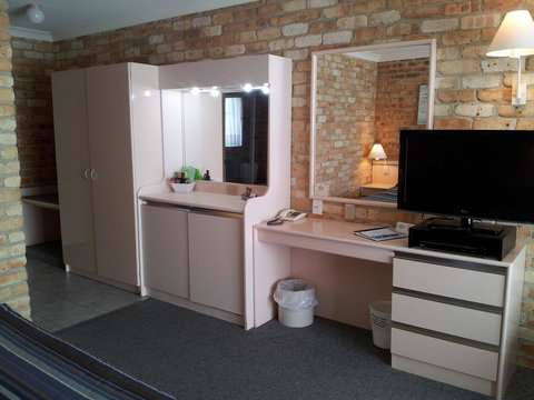 Mollymook Surfbeach Motel & Apartments - Accommodation Cairns 19