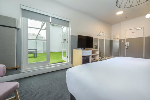The Ultimo - Accommodation Cairns 2