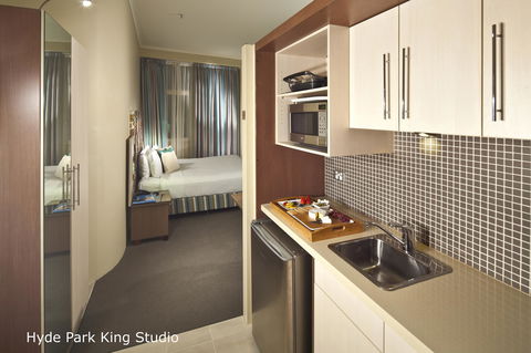 Best Western Plus Hotel Stellar - Accommodation Cairns 17