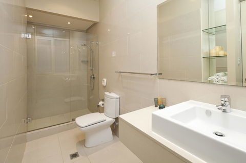 Best Western Plus Hotel Stellar - Accommodation Cairns 6