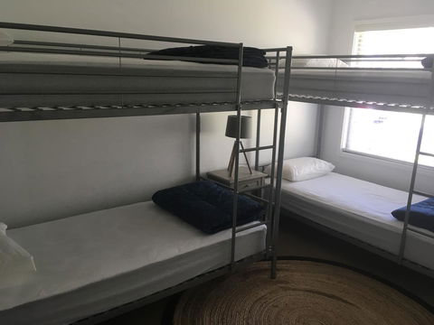 Tomaree Lodge - Accommodation Cairns 4
