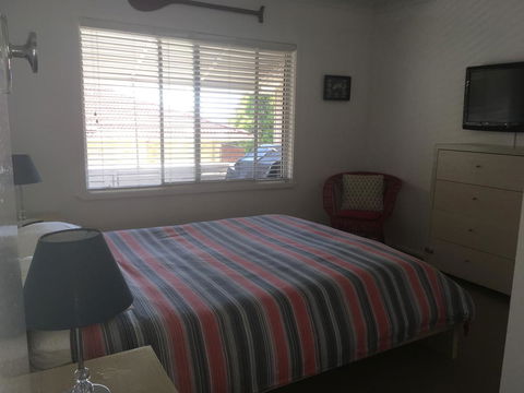Tomaree Lodge - Accommodation Cairns 3
