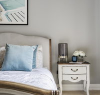 The Spa Cottage with HotTub Netflix  Stan - Accommodation Cairns