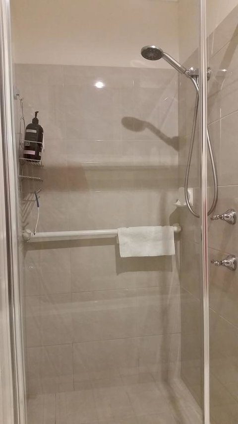 Twin Palms Holiday House At Lighthouse - Accommodation Cairns 13