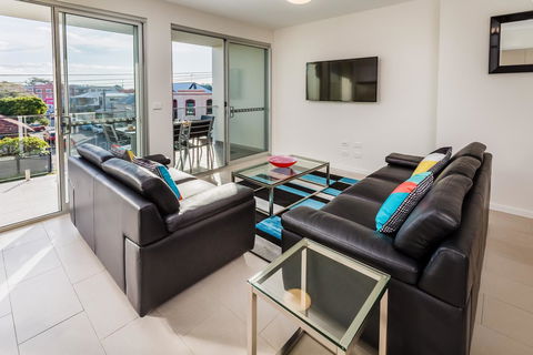 Hamilton Executive Apartments - Accommodation Cairns 20