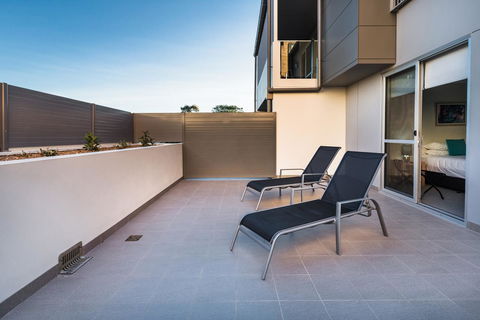 Hamilton Executive Apartments - Accommodation Cairns 28