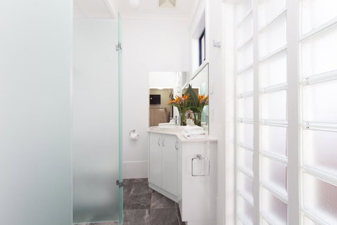 Coast Yamba - Adults Only - Accommodation Cairns 6