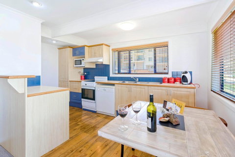 Coast Yamba - Adults Only - Accommodation Cairns 8