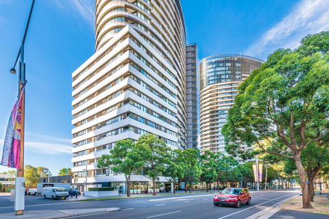 Olympic Park Sunshine 2 Bedrooms Apts With Private Parking - Accommodation Cairns 31