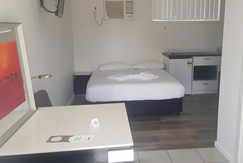 Appin Village Motel - Accommodation Cairns 13