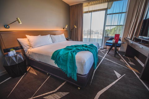 Rydges Campbelltown - Accommodation Cairns 9