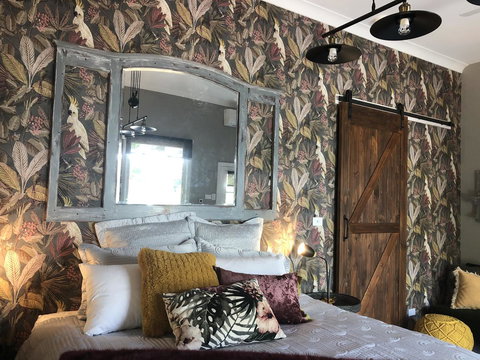 Chanticleer Gardens Barn Cottage With A Pool - Accommodation Cairns 20