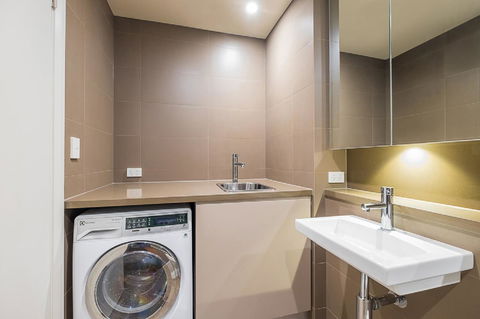 Australian Tower Stay - Accommodation Cairns 16