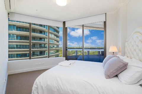 Australian Tower Stay - Accommodation Cairns 5