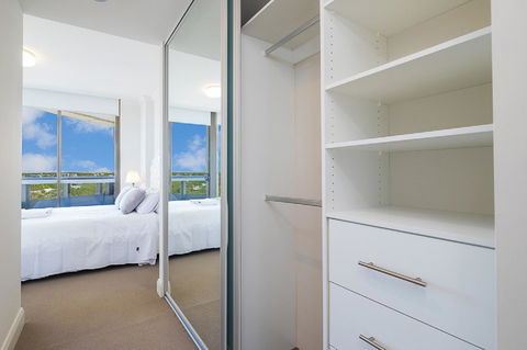 Australian Tower Stay - Accommodation Cairns 7